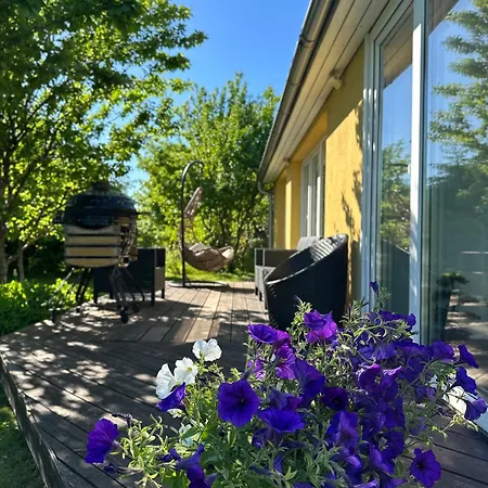 Summer Breeze House 度假居 *