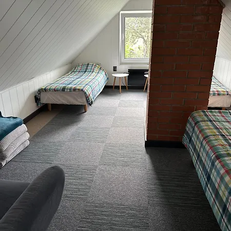 Summer Breeze House 度假居 派尔努